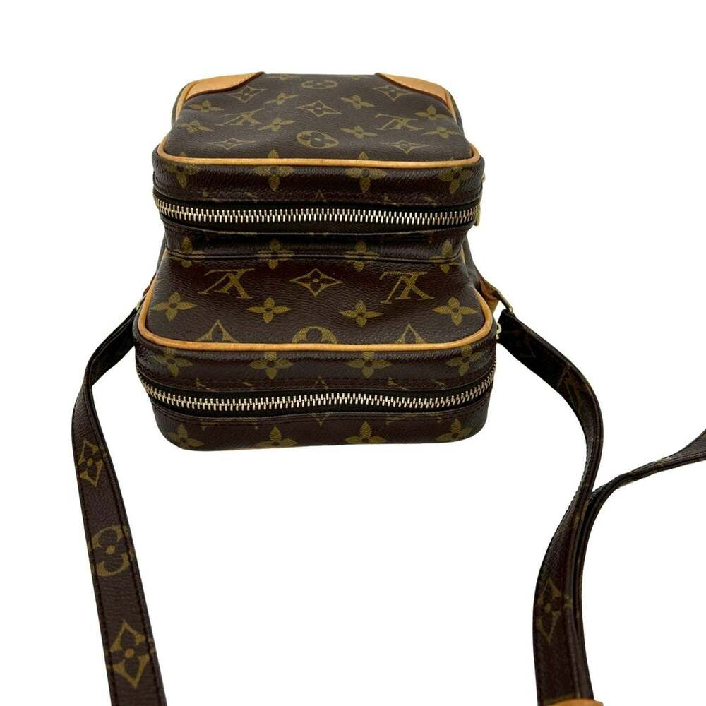 LOUIS VUITTON Authentic Brown Monogram Leather Pochette Shoulder Bag - Picture 4 of 10